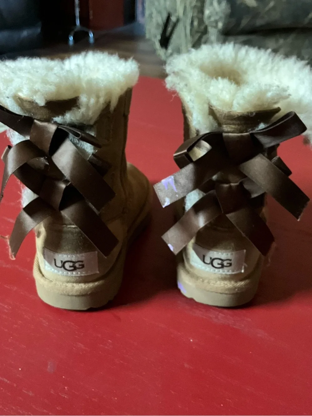 Girls size 8 UGG’s fleece lined boots